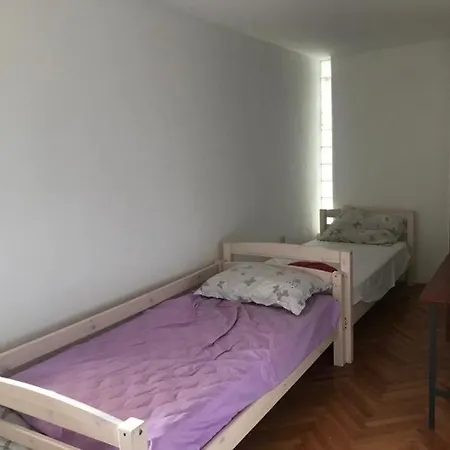 Spacious Budget * Split